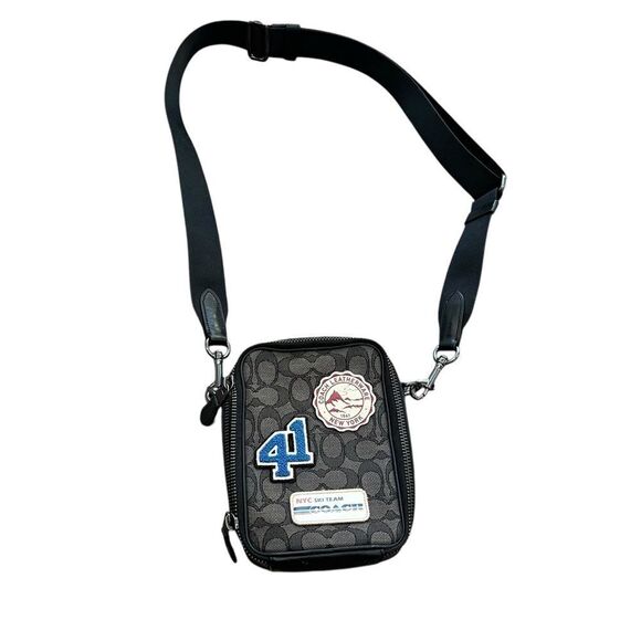 Coach Stanton Crossbody in Signature Jacquard with Ski Patches - Rare Design - Picture 1 of 9